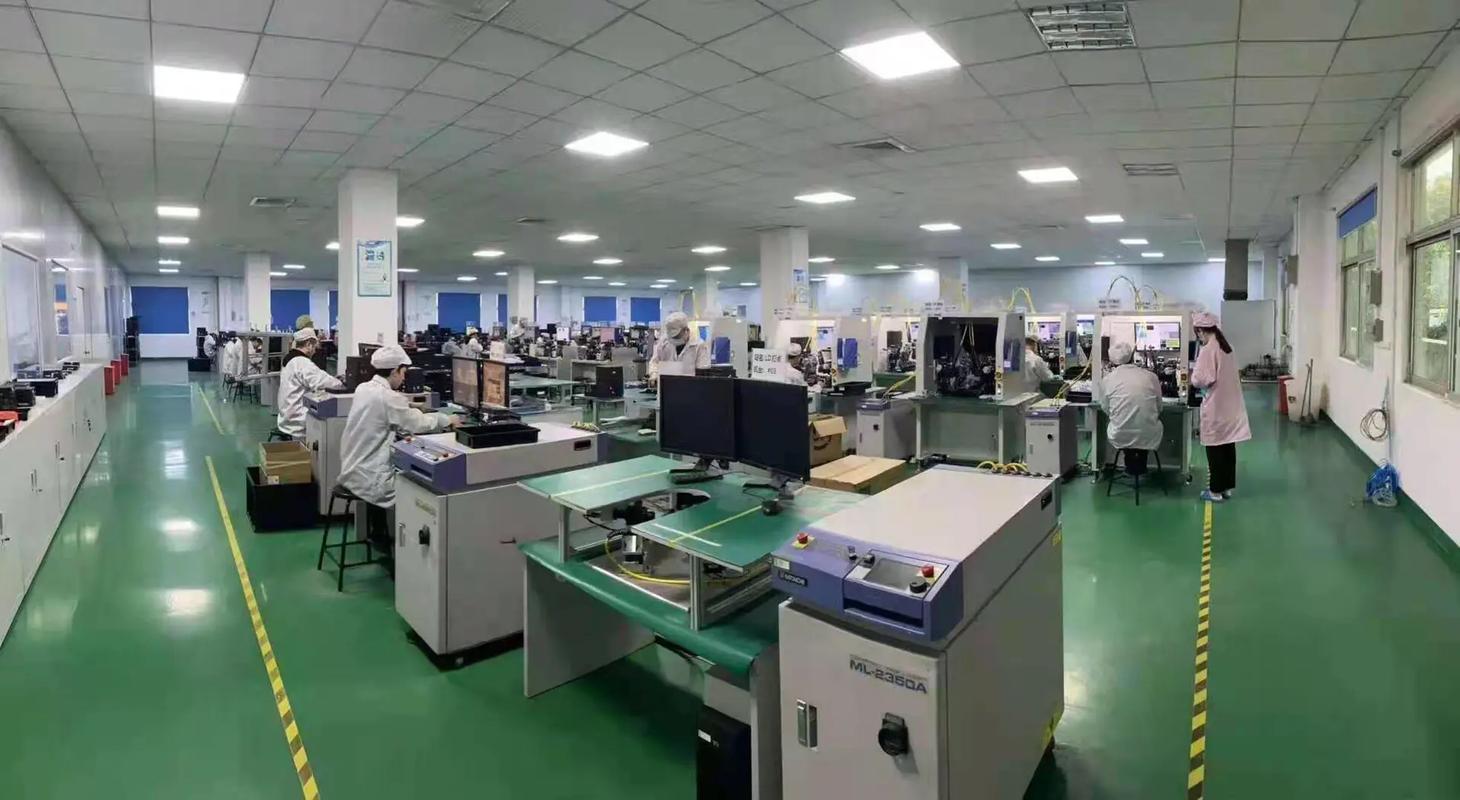 奋战在电子生产一线 致敬那些默默付出的员工们